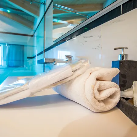 Oda ve Kahvaltı Gelso Bianco Country 4*