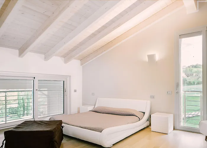 Gelso Bianco Country