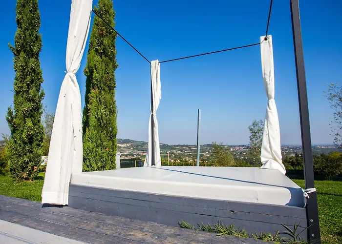 Gelso Bianco Country Bed & Breakfast